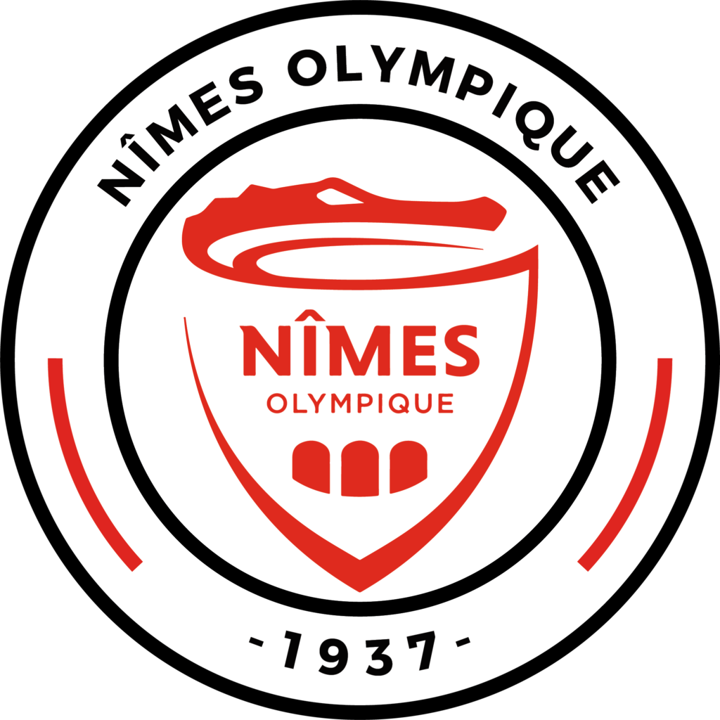 Стадион Nimes Olympique. ФК ним. ФК ним Франция. ФК Olympique крокодил.